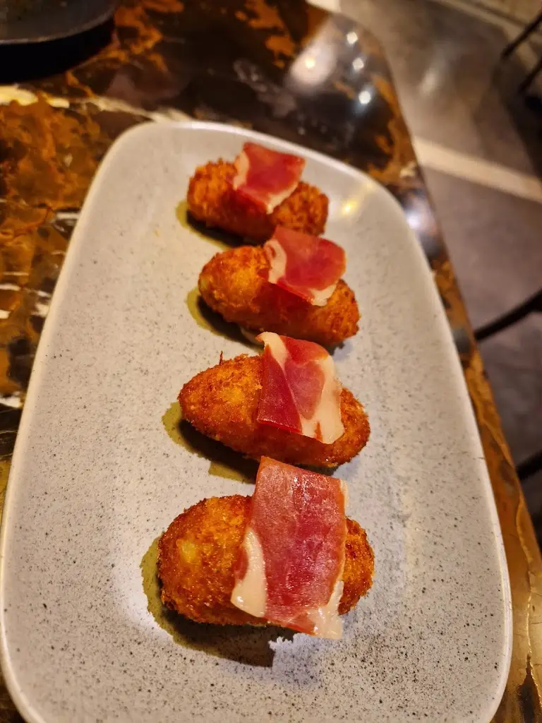 Menu_Pluma_Amersham_image_8