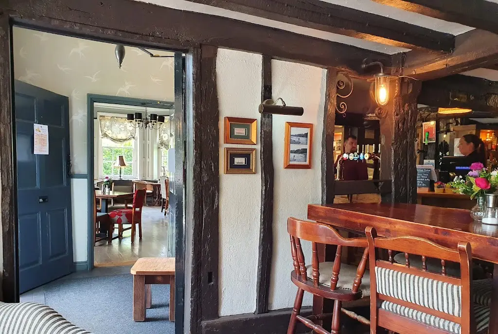 Stag & Hounds_Bracknell Forest_slider_image_1