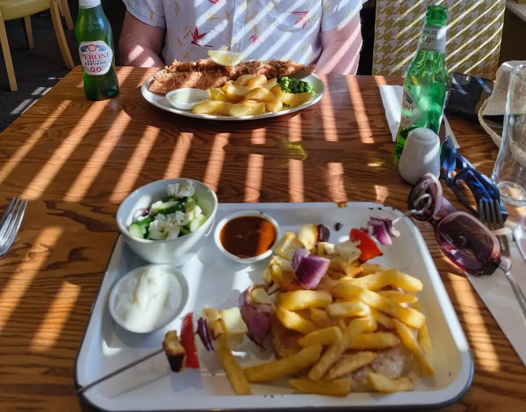 R Williams_Mill Lodge Beefeater_Bracebridge Heath_recensione