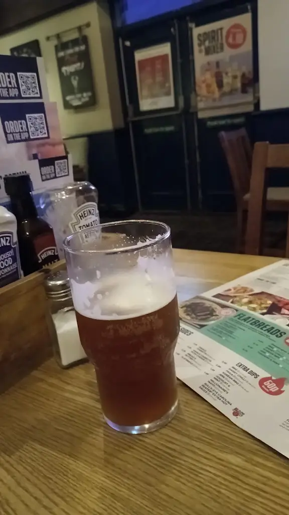 Ross Humphries_Nosey Parker_Bracebridge Heath_review