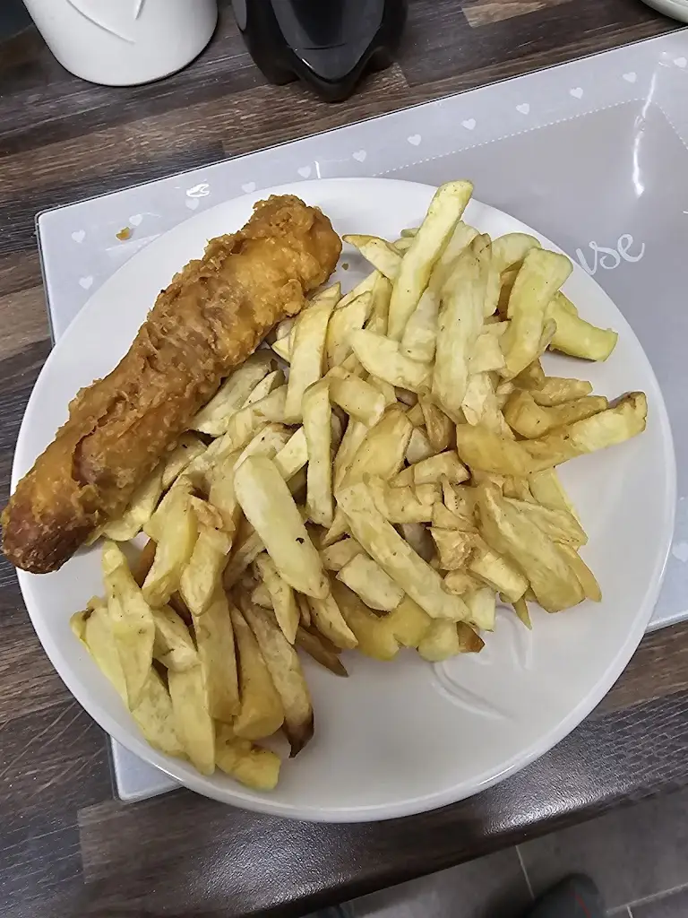 Andy Lewis_Heath Fish Bar_Bracebridge Heath_review