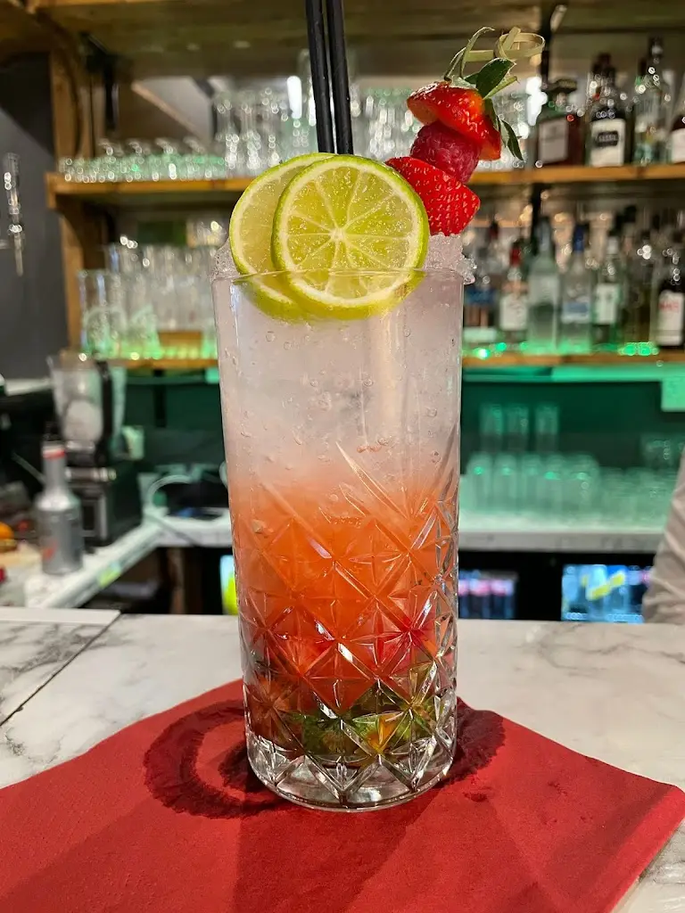 Zeugma Kitchen Brackley_Brackley_slider_image_3