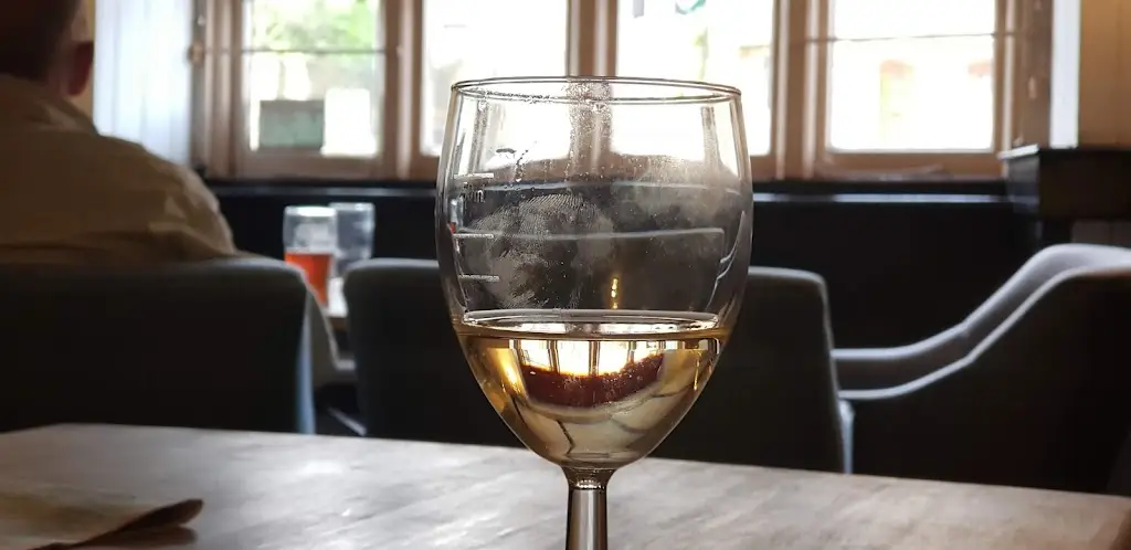 Menu_The Greyhound Inn_Brackley_image_1