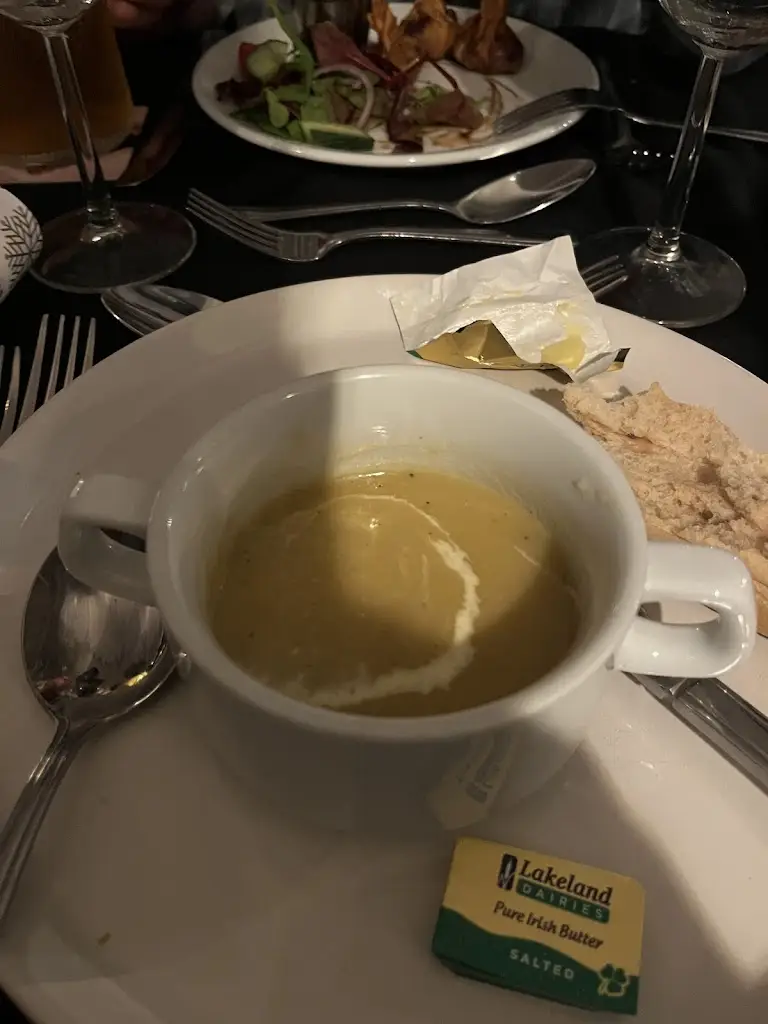 Mike Harmer_The Greyhound Inn_Brackley_review