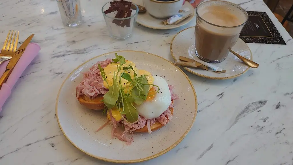 Menu_M On The Square_Brackley_image_2