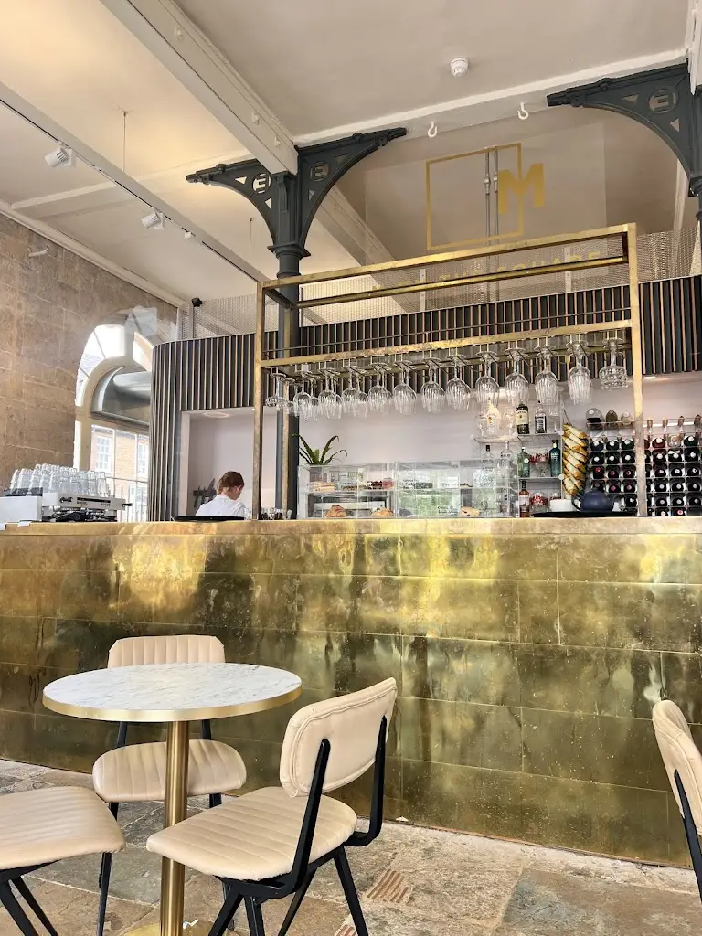 M On The Square_Brackley_slider_image_3