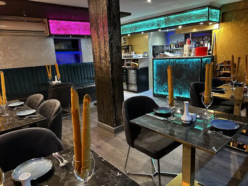 Black Cardamom_Bramham_slider_image_3