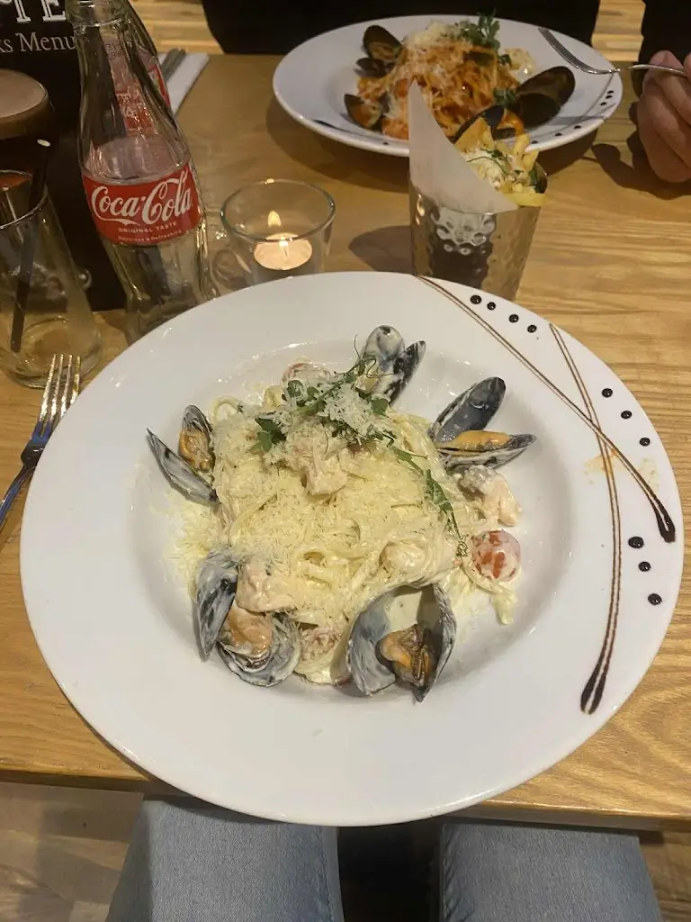 Maisie Pearson_Al Dente_Bradninch_review