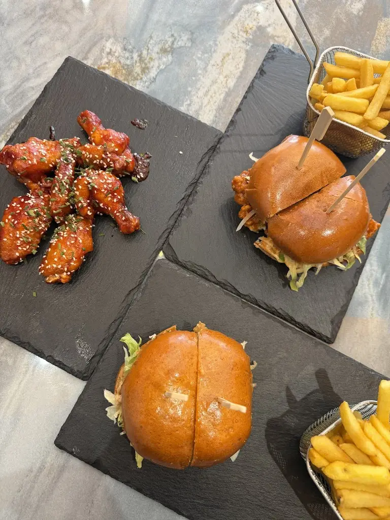 Duresh K_Bunzo_Aldershot_review