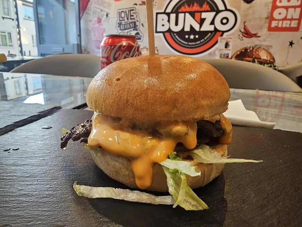 karan gurung_Bunzo_Aldershot_review
