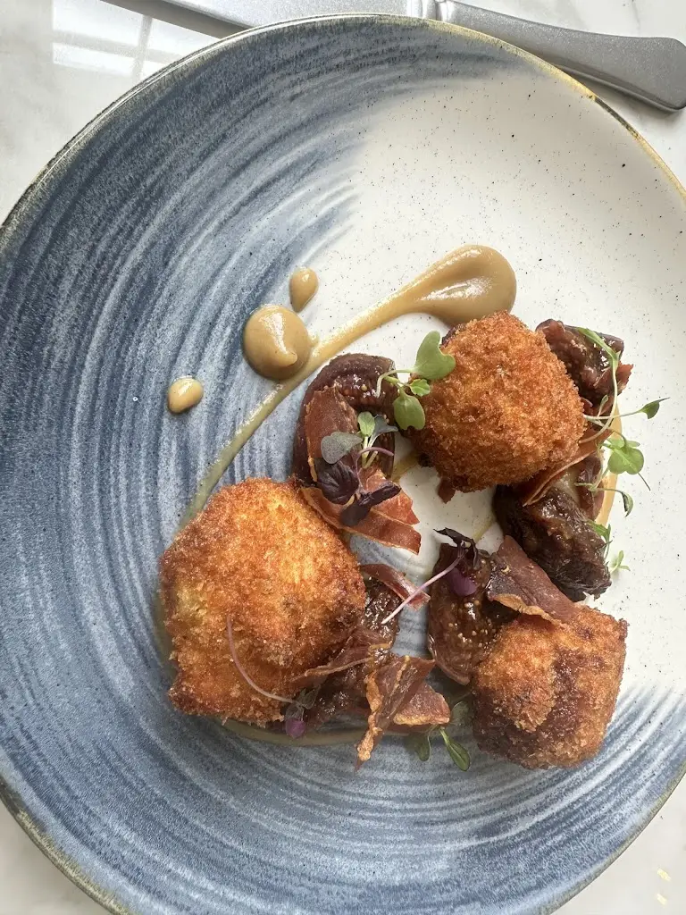 Jacky Wines_Creeping Thyme_Bovey Tracey_review