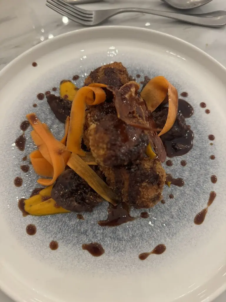 Derek Hoskins_Creeping Thyme_Bovey Tracey_review