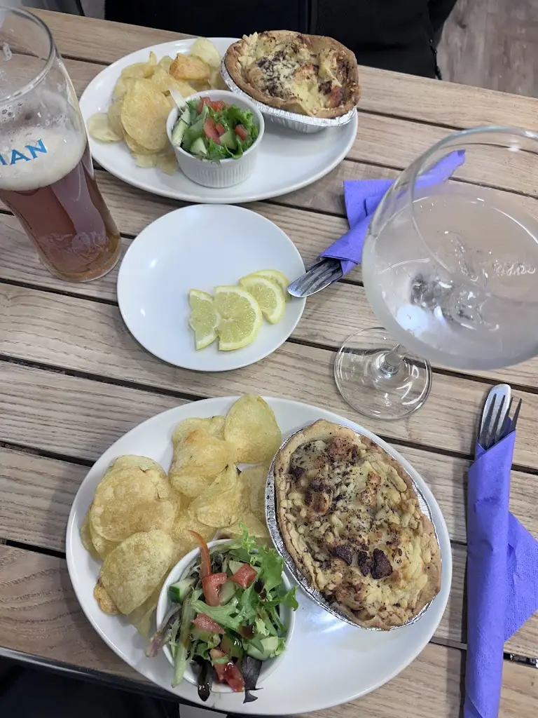 Lesley Treloar_Wildmoor Fine Food & Drink_Bovey Tracey_review