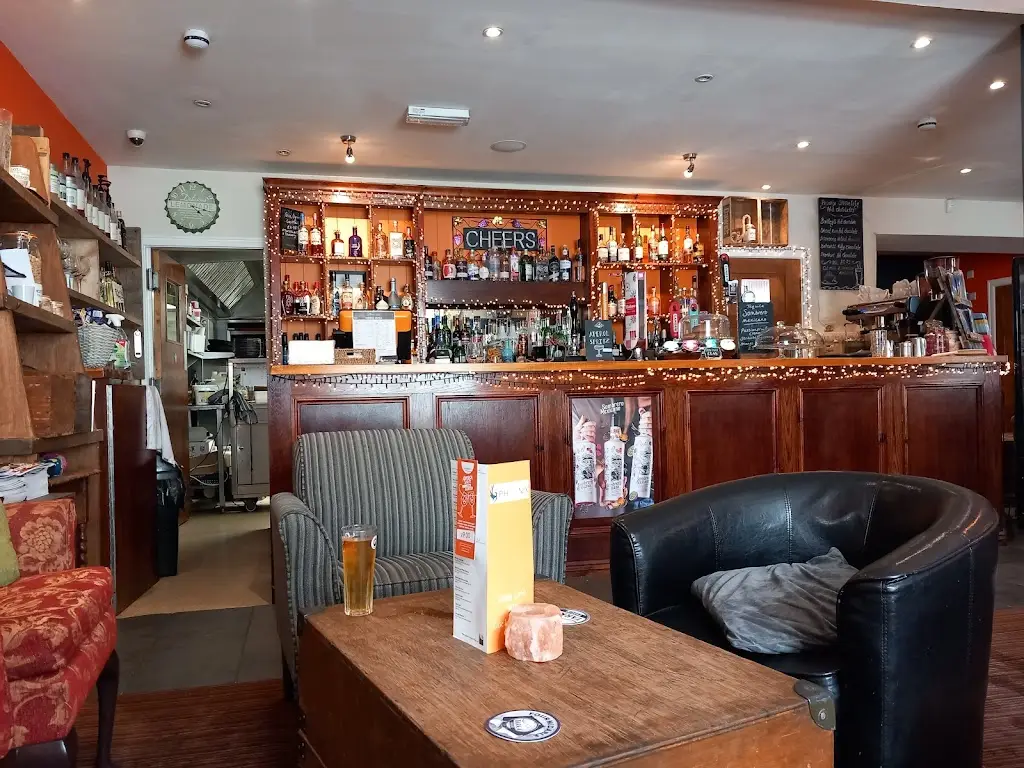 Phoenix Chudleigh restaurant in Bovey Tracey
