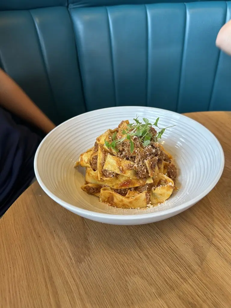 Hayley Baker_Bert's Pizzeria & Cafe_Brandesburton_review