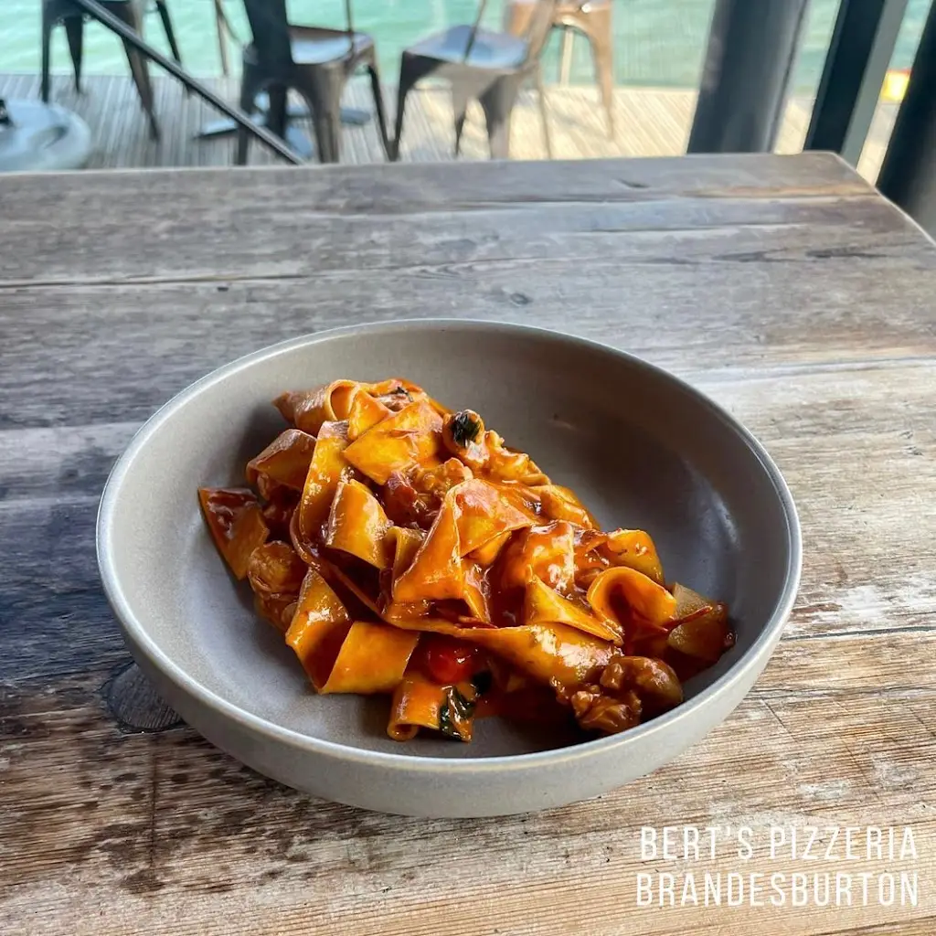 Bert's Pizzeria & Cafe_Brandesburton_slider_image_2