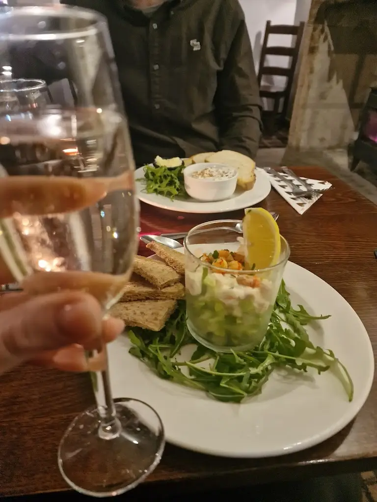 Carrie-Ann Finley_Fox & Hounds_Bramhope_review