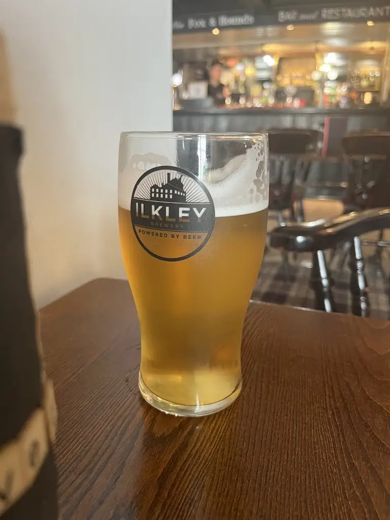 CORGAN BILLY_Fox & Hounds_Bramhope_review