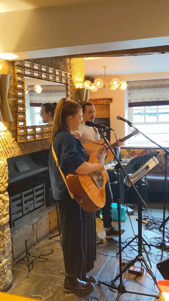 The White Hart_Bramhope_slider_image_2