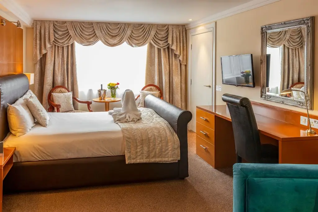 Britannia Leeds Bradford Airport Hotel_Bramhope_slider_image_3