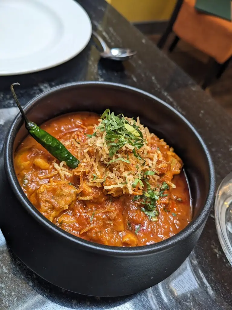 B E_Dastaan Leeds_Bramhope_review