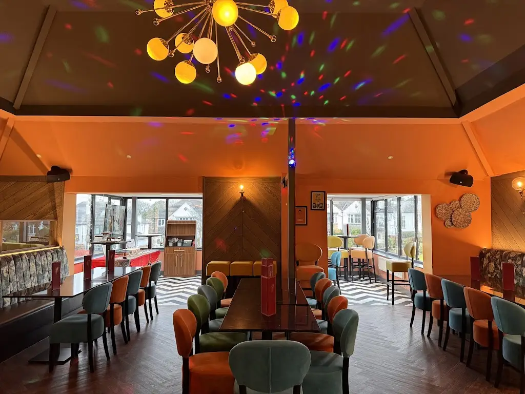 Dastaan Leeds_Bramhope_slider_image_1