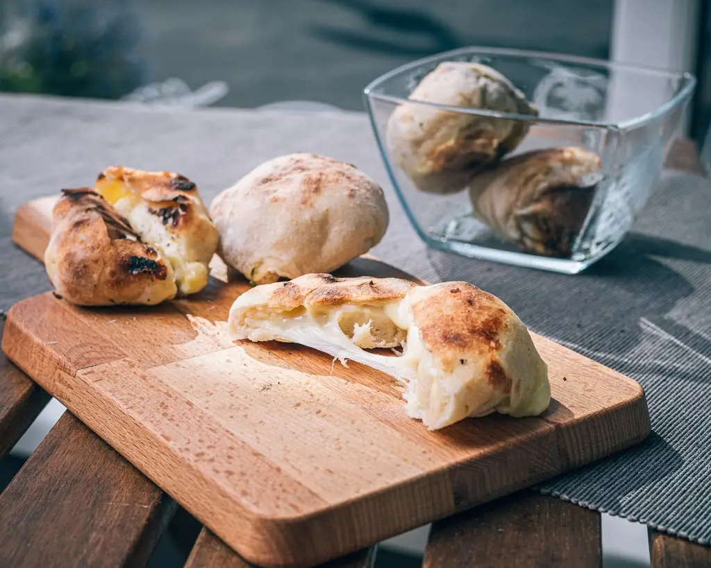 Menu_Village Pizza_Bramhope_immagine_5