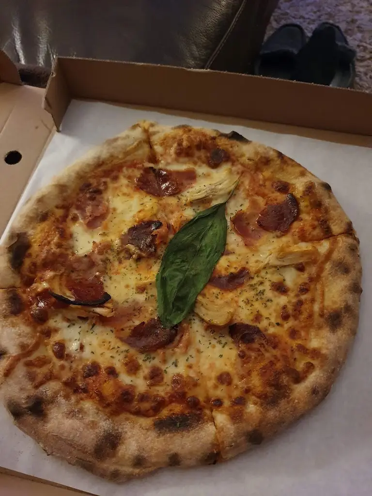 Steve Witham_Village Pizza_Bramhope_recensione