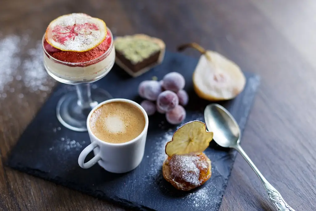 The Bunch Of Grapes_Bradford-on-Avon_slider_image_3