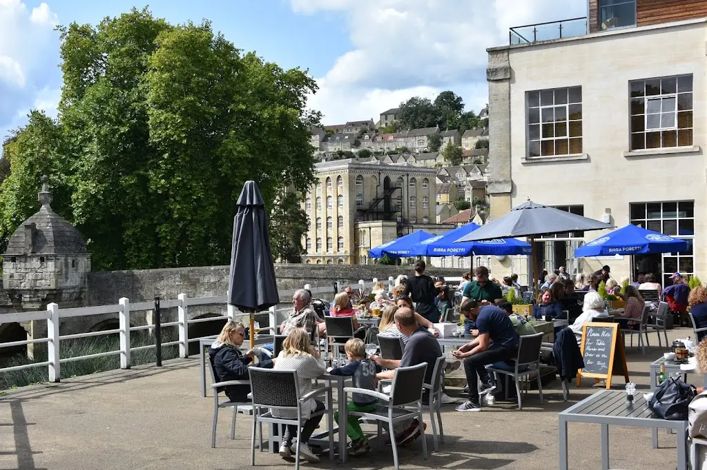 Il Fiume Ristorante Italiano restaurant in Bradford-on-Avon
