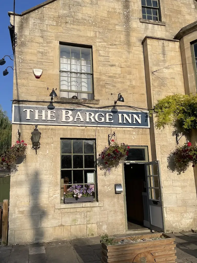 Ella Price_The Barge Inn_Bradford-on-Avon_review