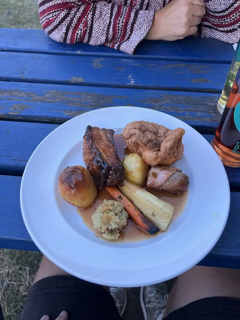 Jayden Sims-duff_The Barge Inn_Bradford-on-Avon_review