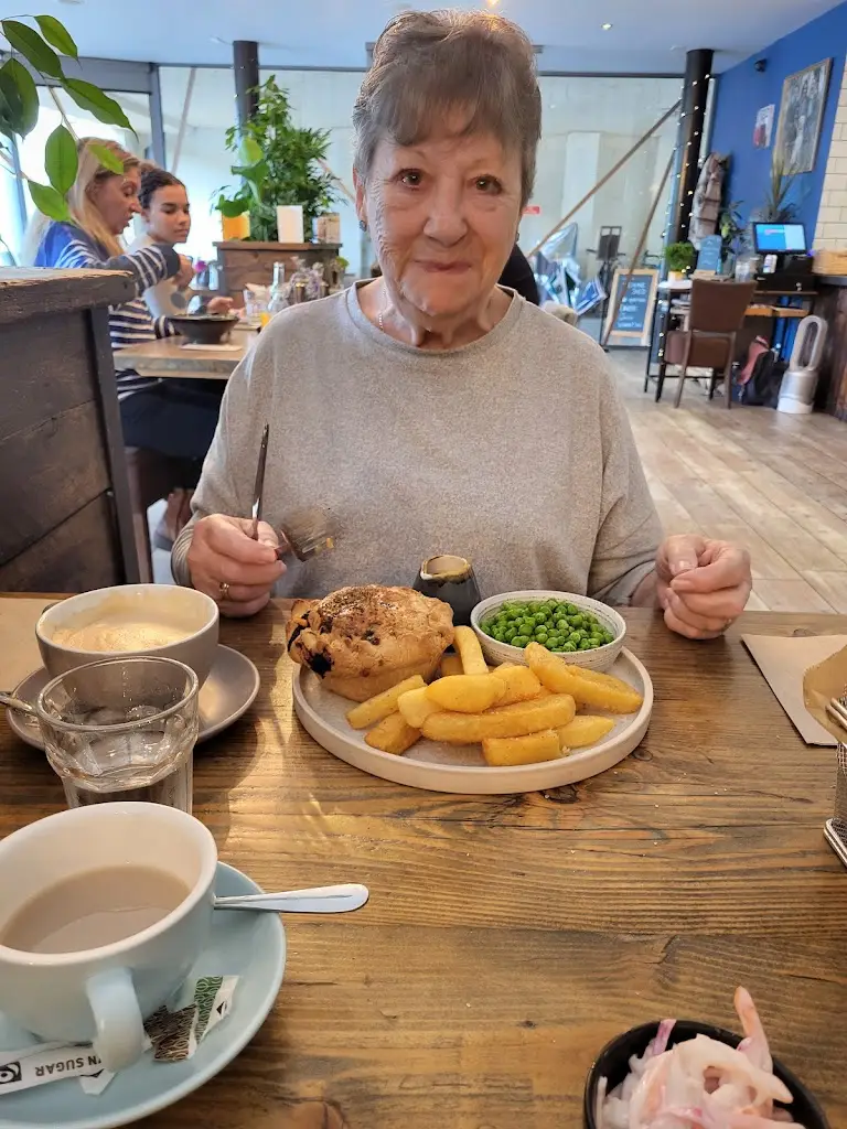 Menu_The Sweetpea Kitchen at the Weaving Shed_Bradford-on-Avon_image_6