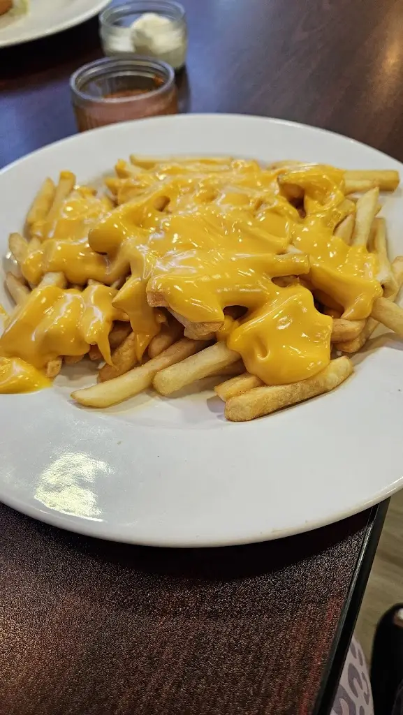 Mehwish Sultan_DADA EATS ALDERSHOT_Aldershot_review