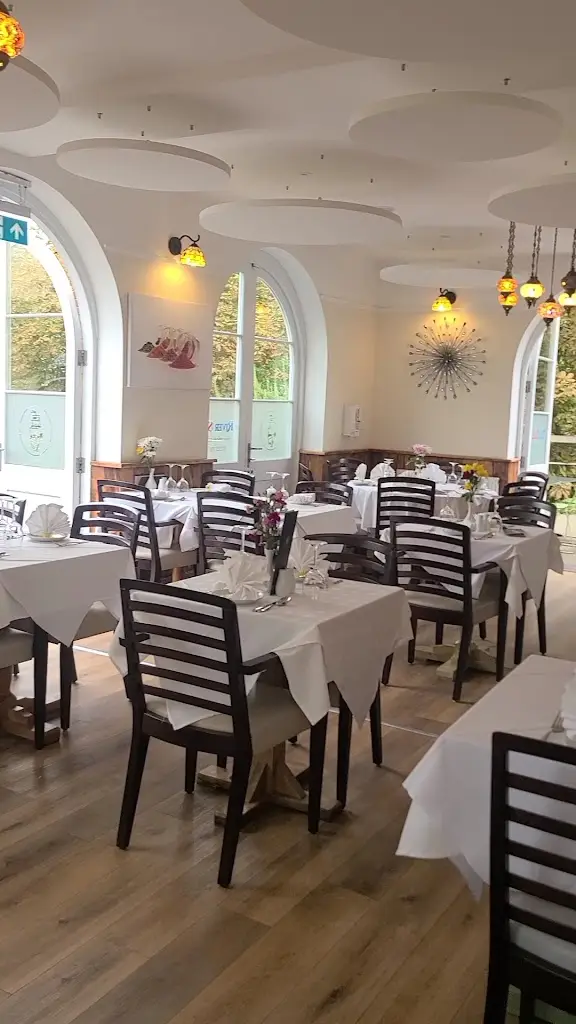 Gareth Wood_River Spice_Bradford-on-Avon_review