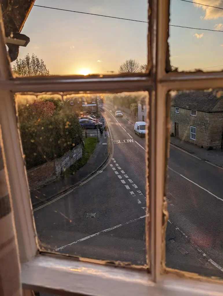 Ian Ashmeade_The Royal Oak_Bredon_review