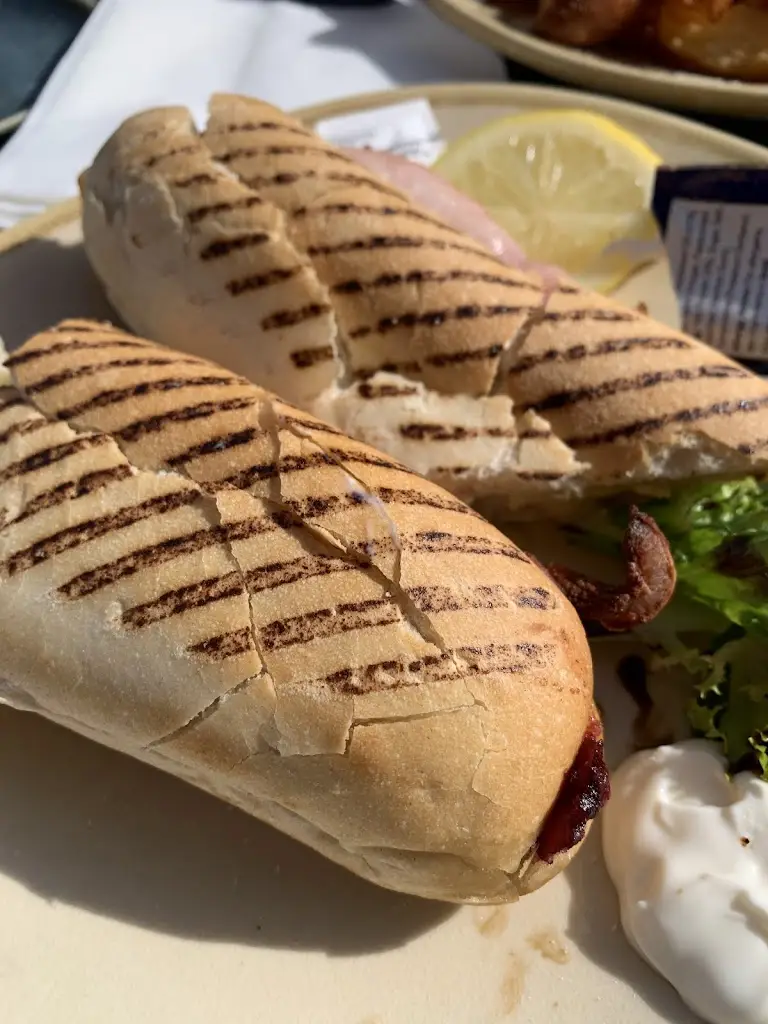 Menu_The Lake House_Aldershot_image_7