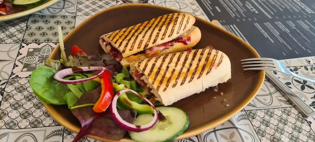 Menu_The Lake House_Aldershot_image_9