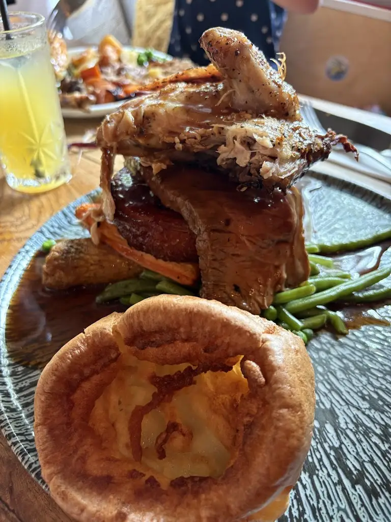 Luke Fraser_The Blue Ball at Braunston - Country Pub Restaurant, Oakham, Rutland LE15_Braunston_review