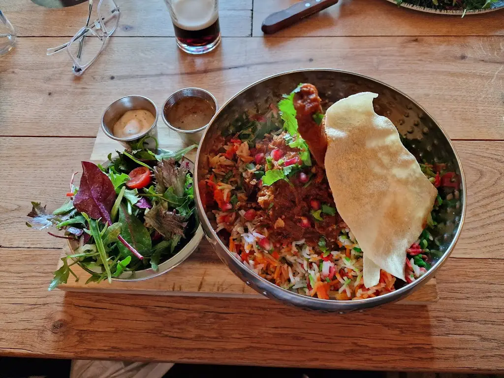 Adrian Rogers_The Blue Ball at Braunston - Country Pub Restaurant, Oakham, Rutland LE15_Braunston_review