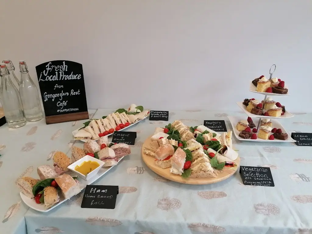 The Gongoozler's Rest_Braunston_slider_image_2