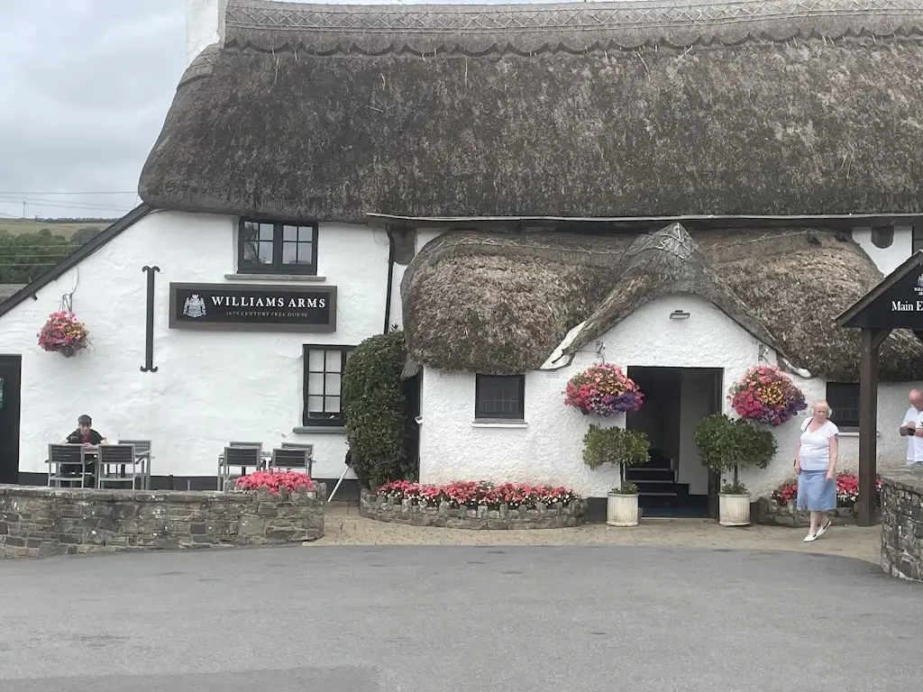 trevor Self_Williams Arms_Braunton_review