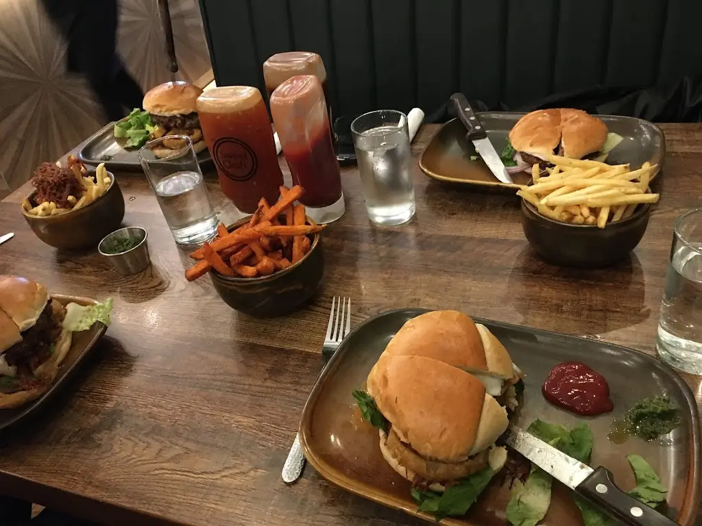 Chava Lider_Bagels Bar Grill House_Brent_review