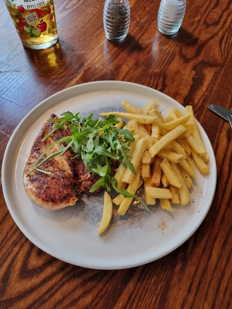 Big Mark_Nook & Broom_Bramhall_Bewertung