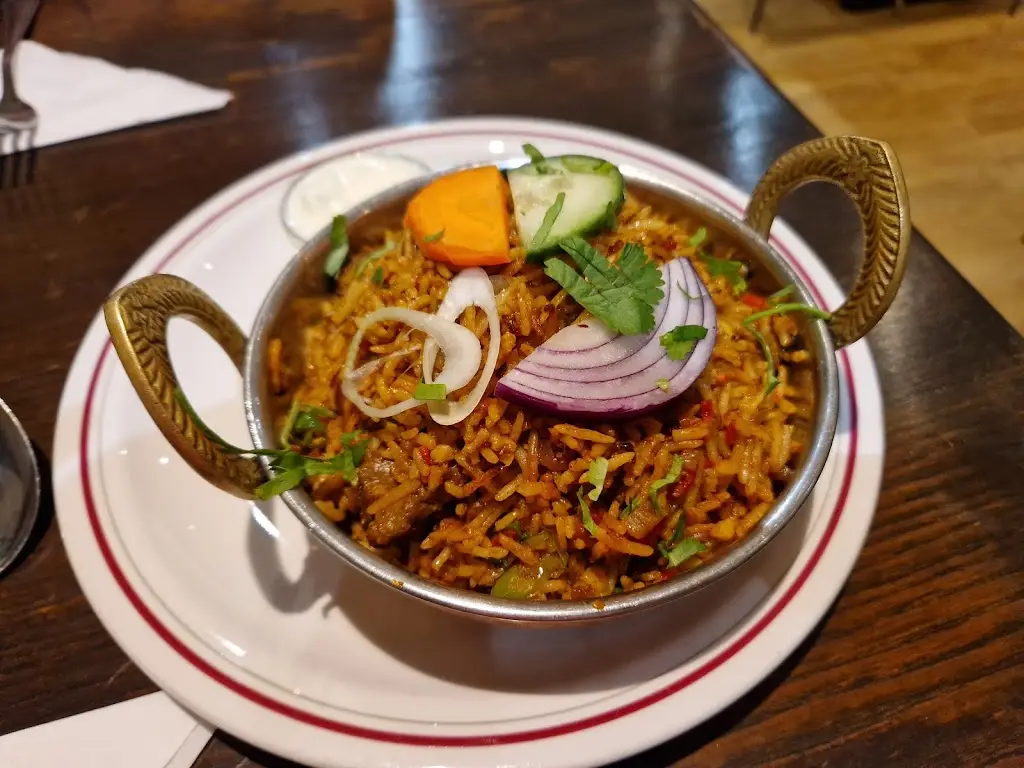 Thamel Restaurant and Bar_Aldershot_slider_image_2