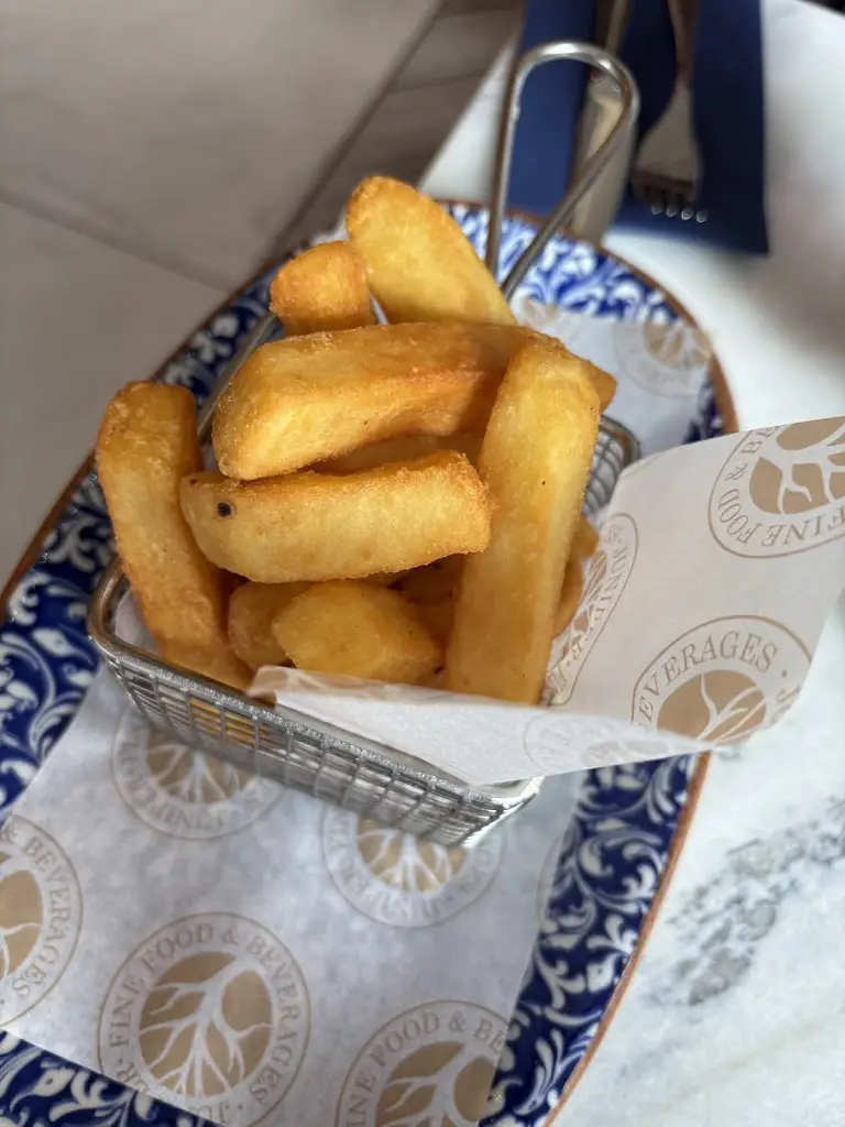 dan maggie_Juniper Bramhall_Bramhall_review