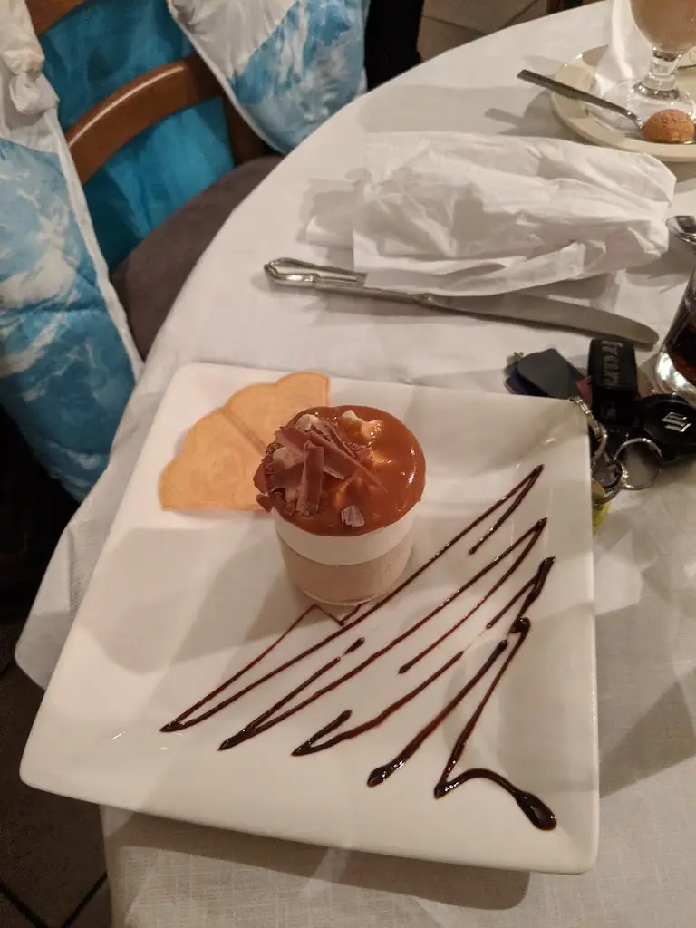 Menu_Romulus_Bramhall_image_2