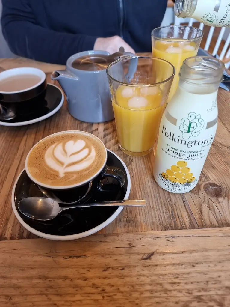 Menu_The Little Bull Café & Bar_Brenchley_image_5