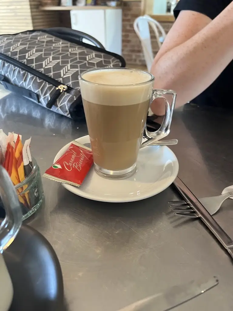 Grays Cafe & Bar_Brenchley_slider_image_3