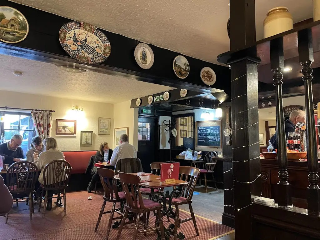 The Red Cow_Brent Knoll_slider_image_1